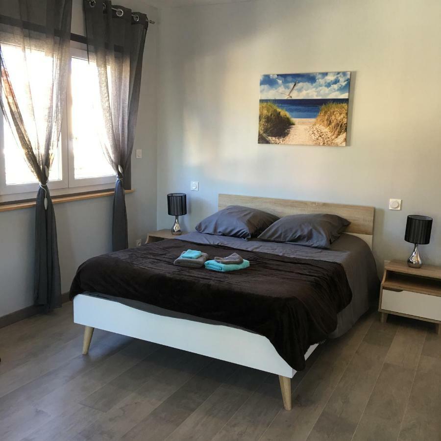 Chambres De Valerie Saint-Cyprien  Exterior photo